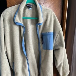 Patagonia Cream and Blue Zip Up Jacket with Standing Collar